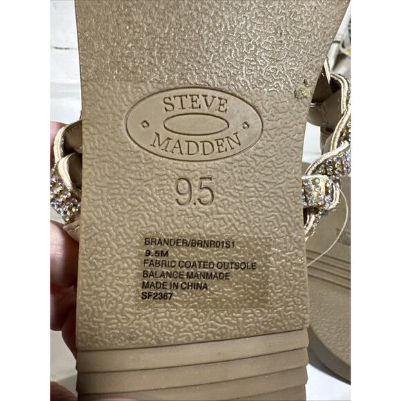 Steve Madden Sandal in Tan and gold with 2 Blingy Straps Size 9.5 - Picture 4 of 7
